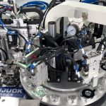 告别人工误插！喇叭端子自动插端子机，合格率 99.9%